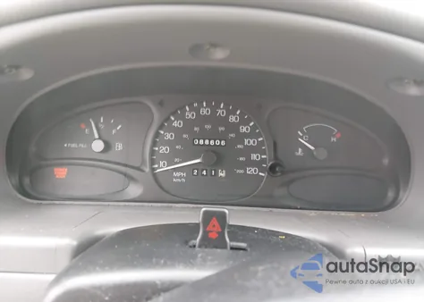 2002 Ford Escort Fleet z USA, uszkodzony, nr VIN 3FAFP13PX2R144295